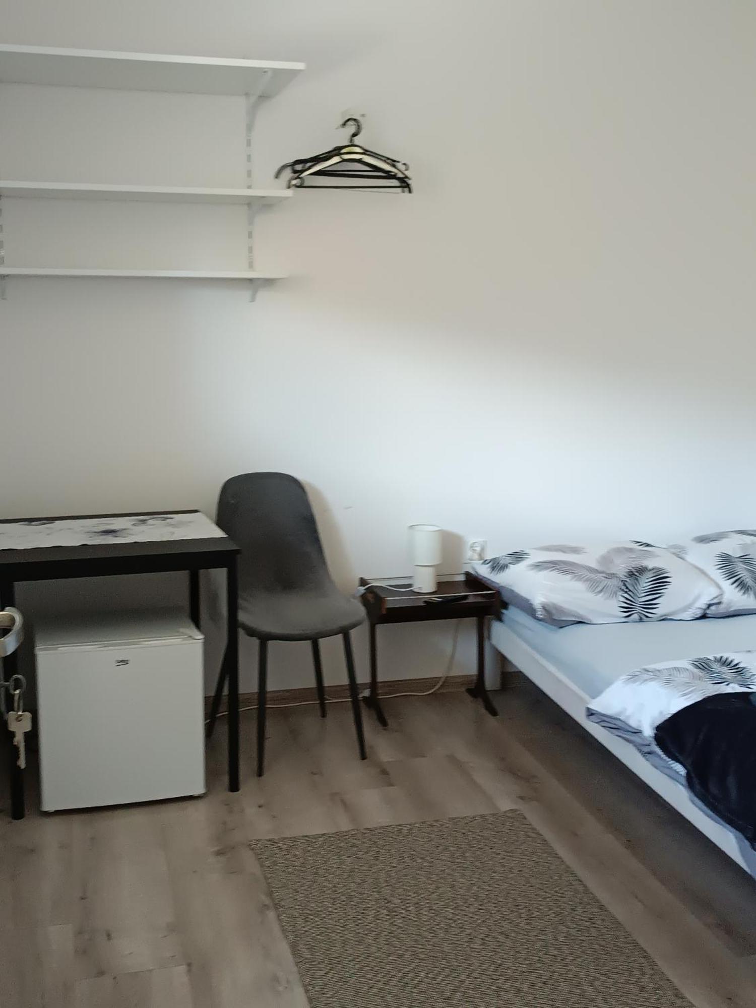 Stas-Przy Szkole Nr3 W Skawie Skawa Quarto foto